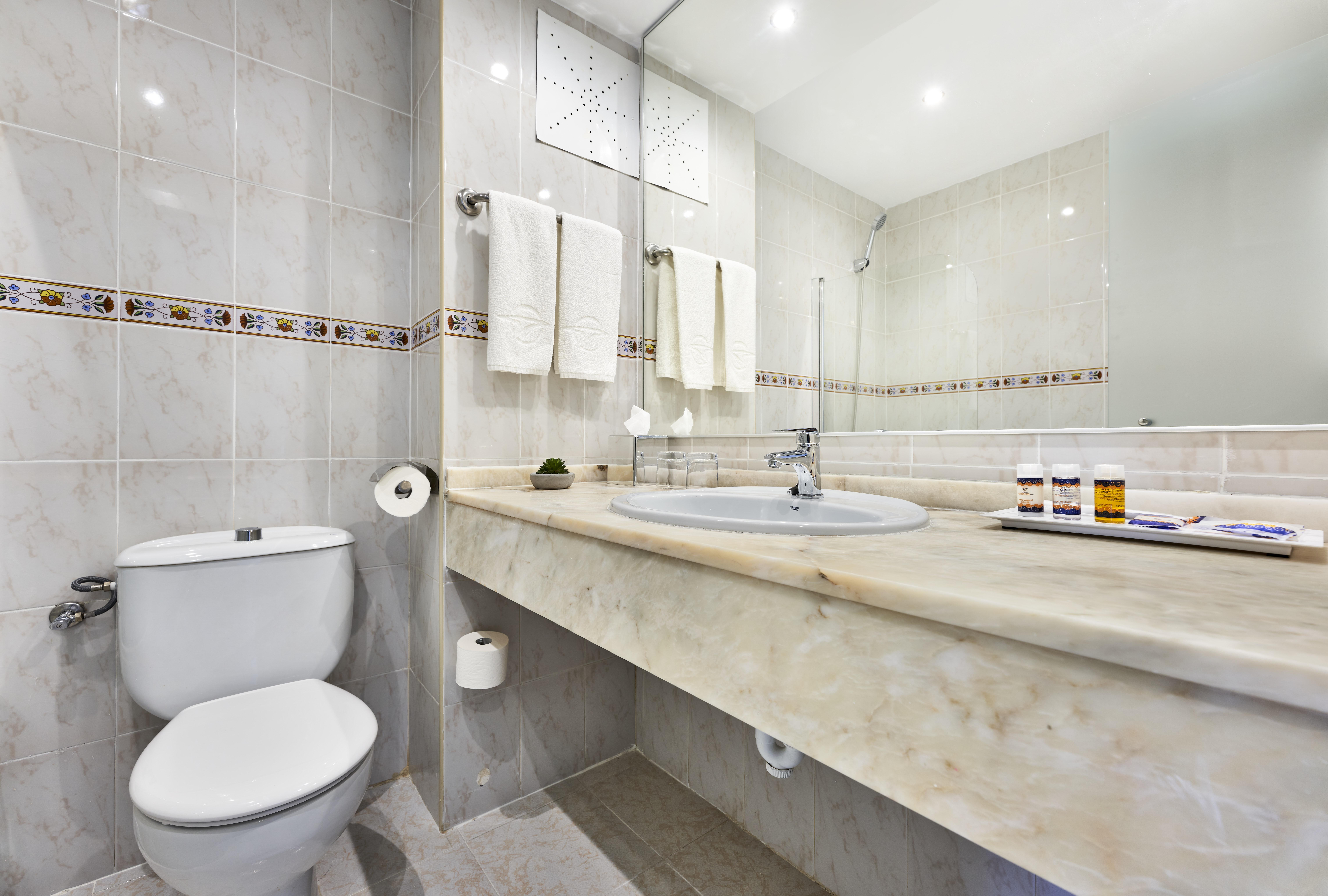 Hotel Globales Torrenova (Adults Only) Magaluf  Zewnętrze zdjęcie